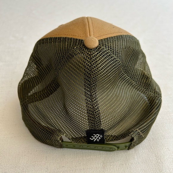 Banner & Oak Truckers Hat w/Bighorn Mountains Patch - Picture 7 of 12